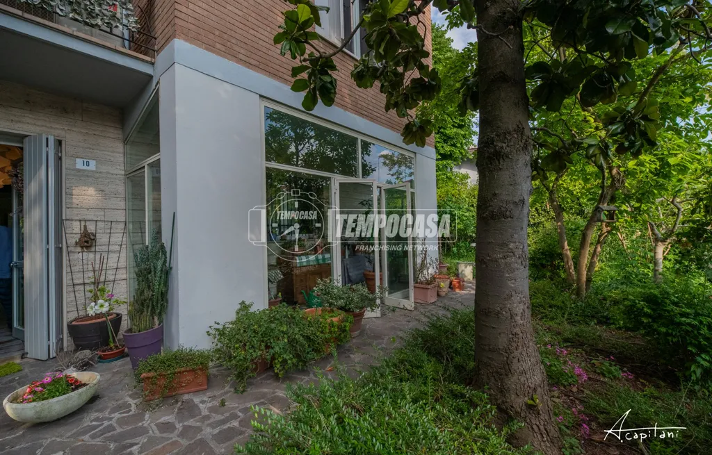 Terrasse - Terraced Villa with Private Garden in Modena