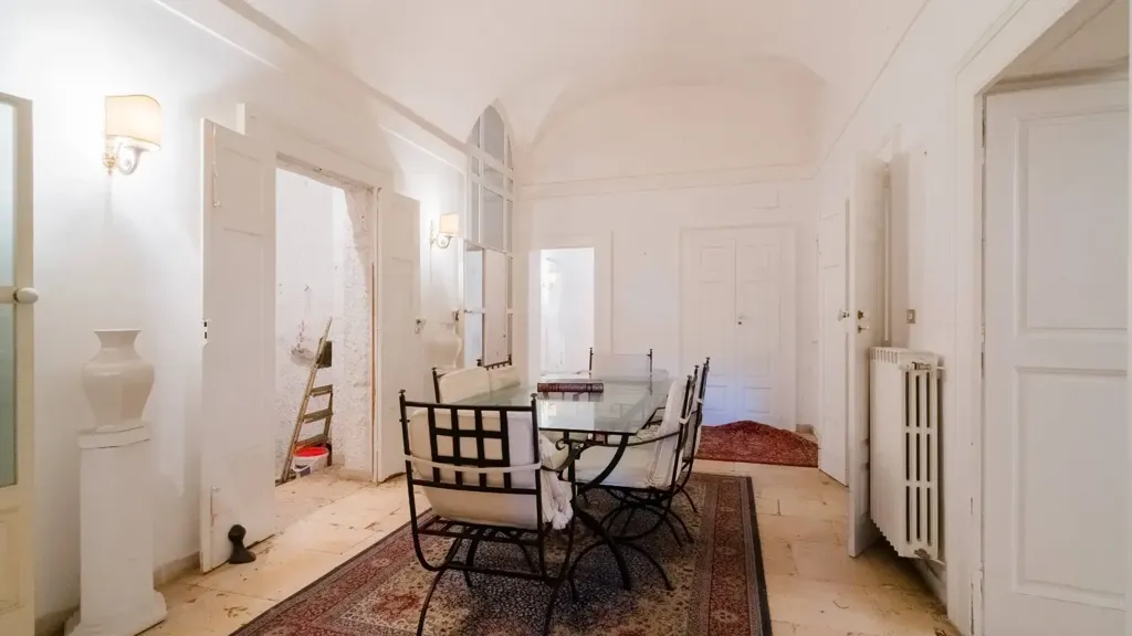 Söögituba - Historic Villa with Private Park in Bari