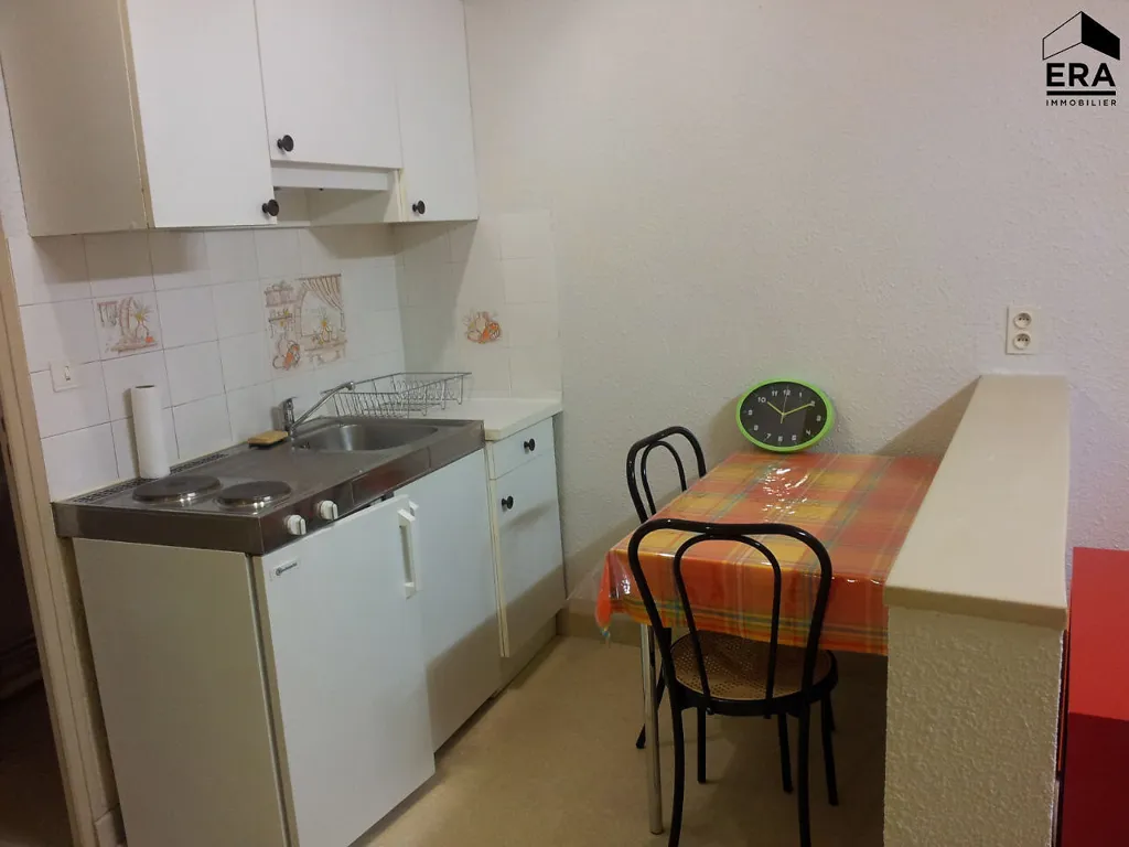 Cuisine - Studio Meublé près du Centre à Rodez