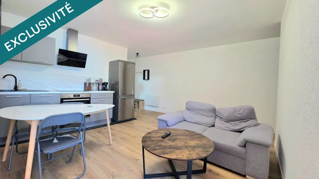 Soggiorno - City Centre Flat with River View in Seyssel