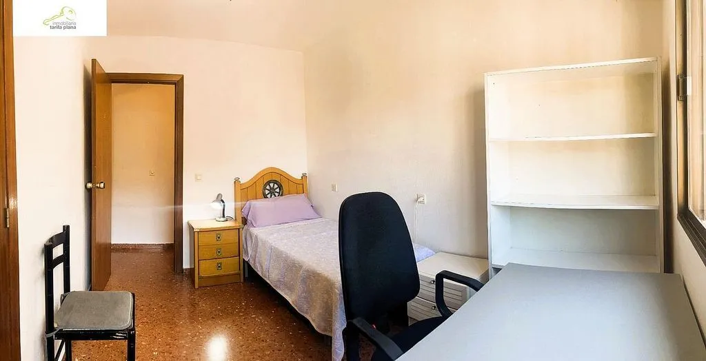 Chambres - Fully Furnished Flat with Garden in Benimaclet