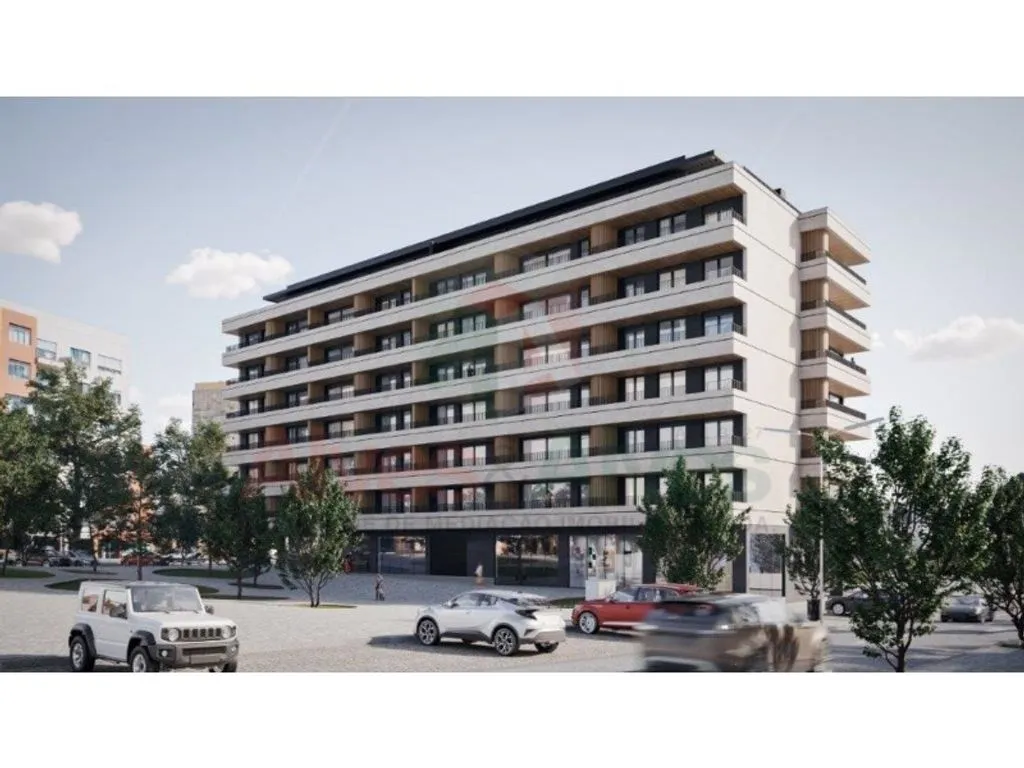 Luxury Flat with Large Windows in Maia