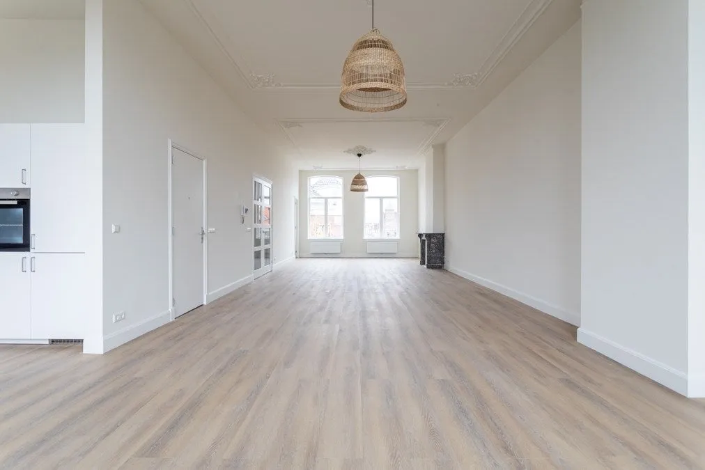 Appartement 6 pièces à Den Haag
