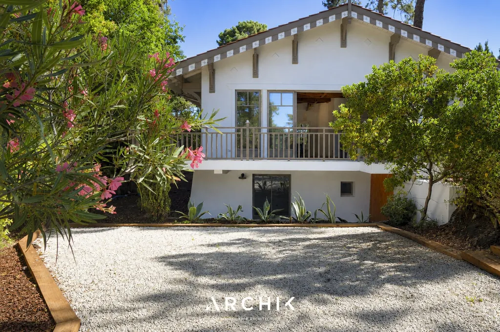 Esterno - Contemporary House with Pool in Abatilles