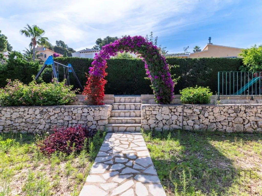 Jardin - Luxury Villa with Pool in Benissa, Valencia