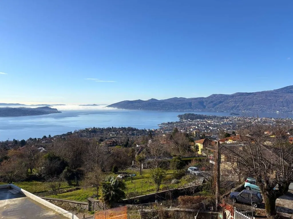 Luxury Flat with Lake View in Verbania