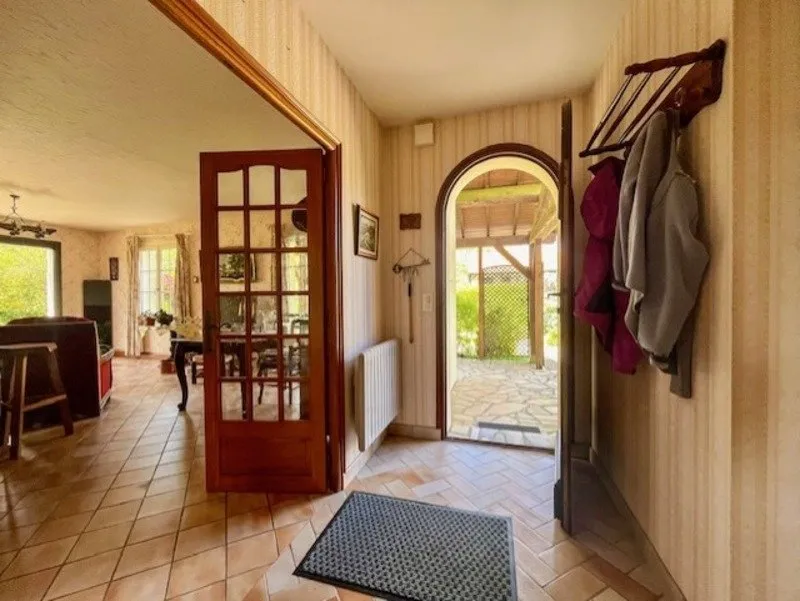 hallway_entrance