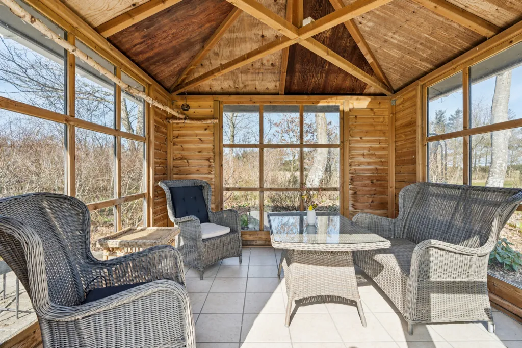 Terrasse - Modernised Villa with Forest View in West Jutland