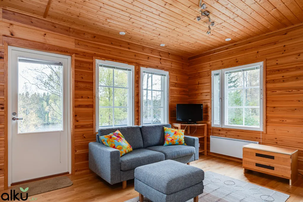 Séjour - Cottage with River View and Sauna in Muhos