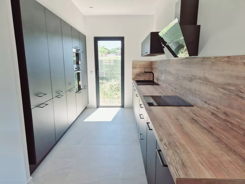 Cucina - Contemporary House with Garden in Béziers