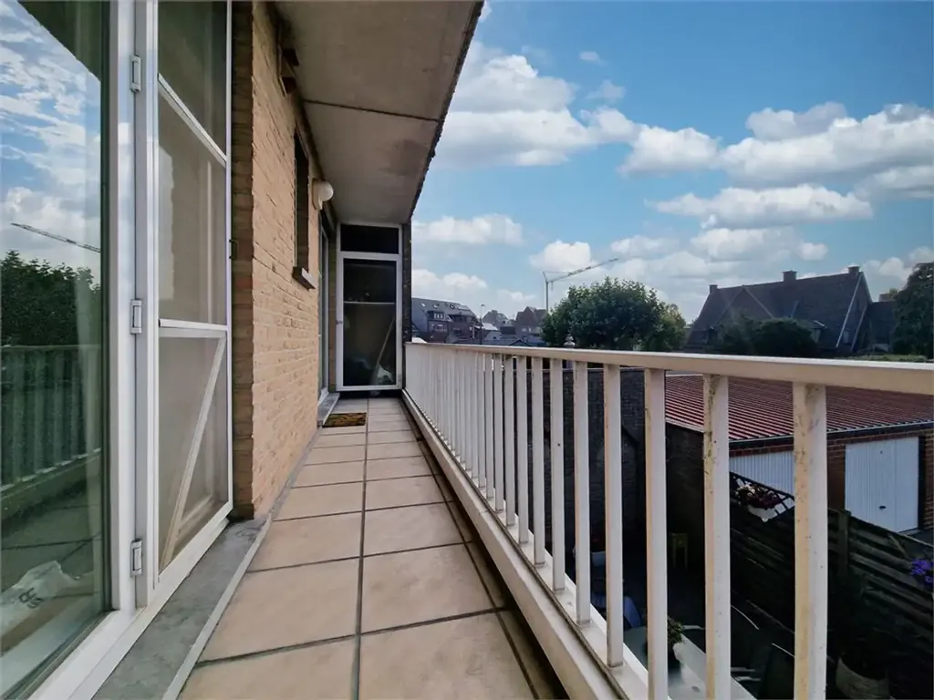 Balcon - Appartement Luminosité et Balcon au Centre de Torhout