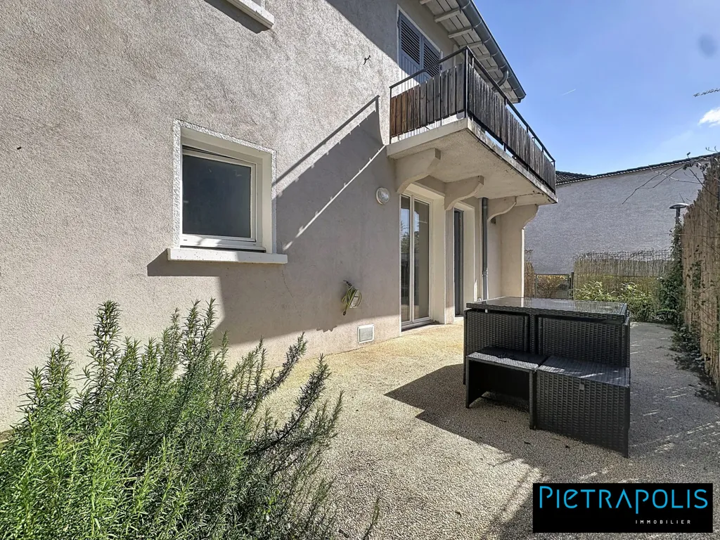 Terrass - Renovated Flat with Balcony in Ecully