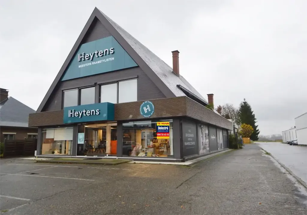 Extérieur - Boutique en location avec parking à Ninove
