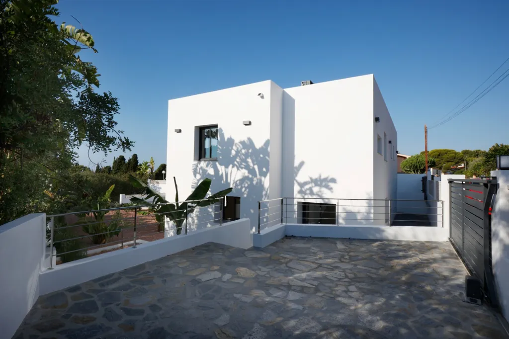 Välivaade - Contemporary Chalet with Solar Installation in Calpe