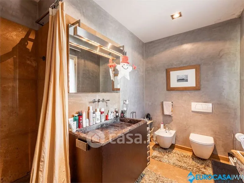 Salles de bain - Prestigious Attico with Terraces in Carpi