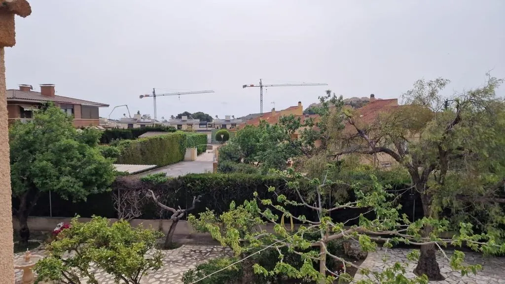 Balcon - Luxury Villa with Garden in Mutxamel
