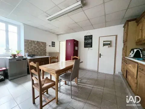4-toaline maja asukohas Ruy