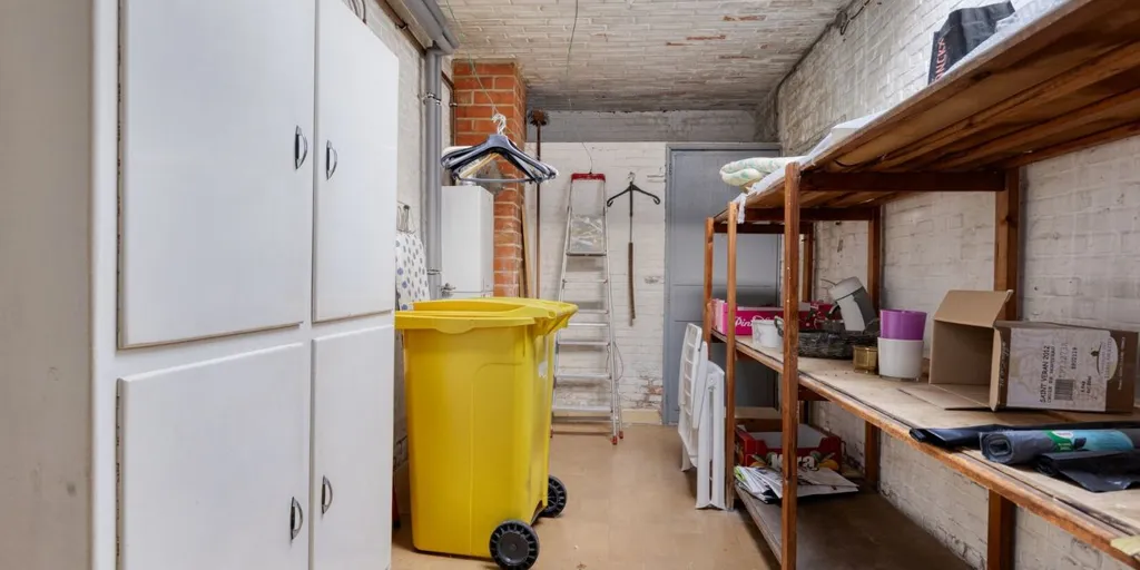Pesuköök - Renovatable Shop-Residence in Herentals