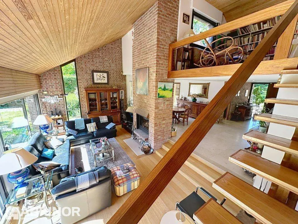 Séjour - Villa d'Architecte dans un Écrin de Verdure à Wasquehal