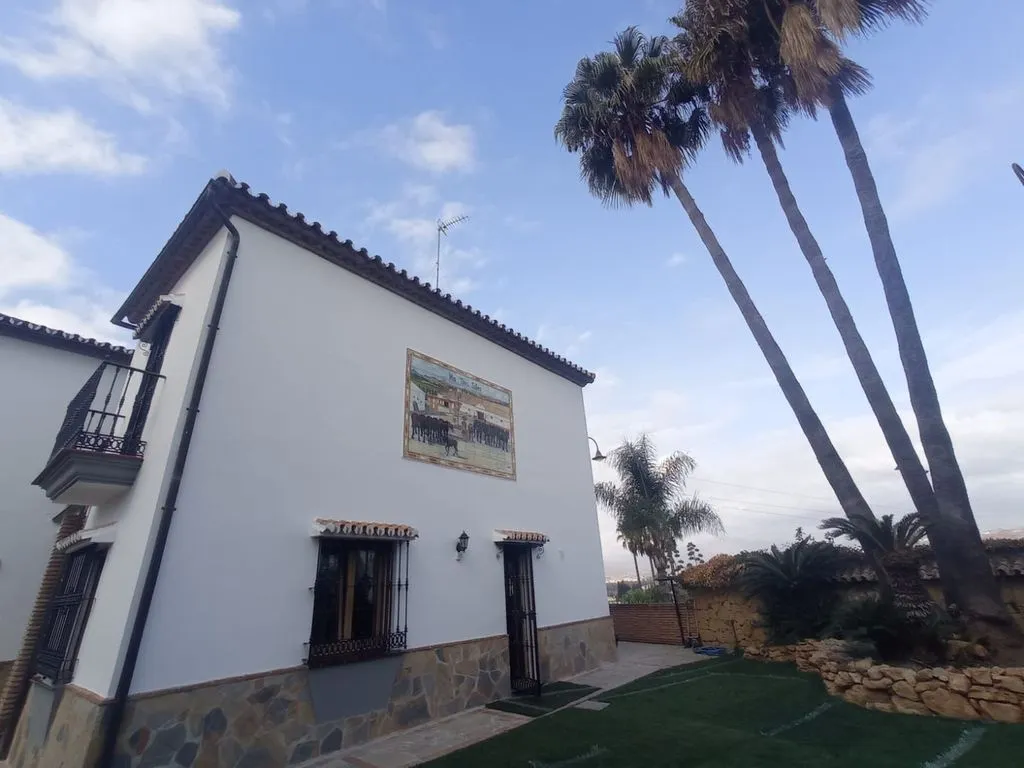 Välivaade - Detached House with Pool in Mijas