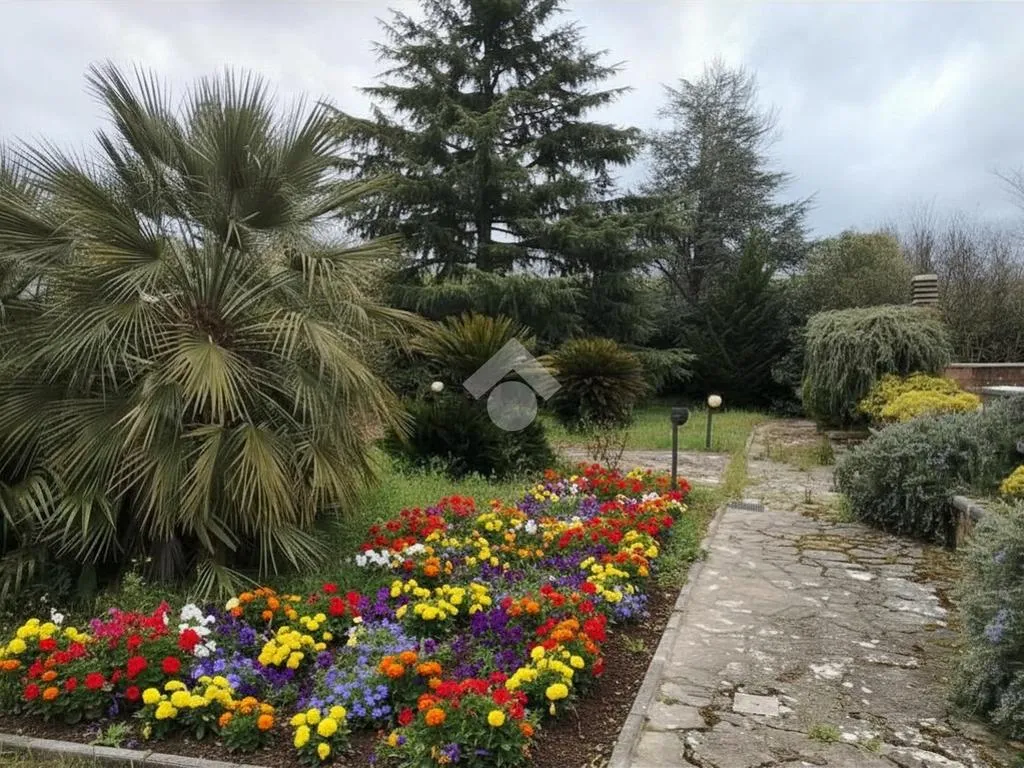Aed - Villa with Garden in Altavilla Irpina