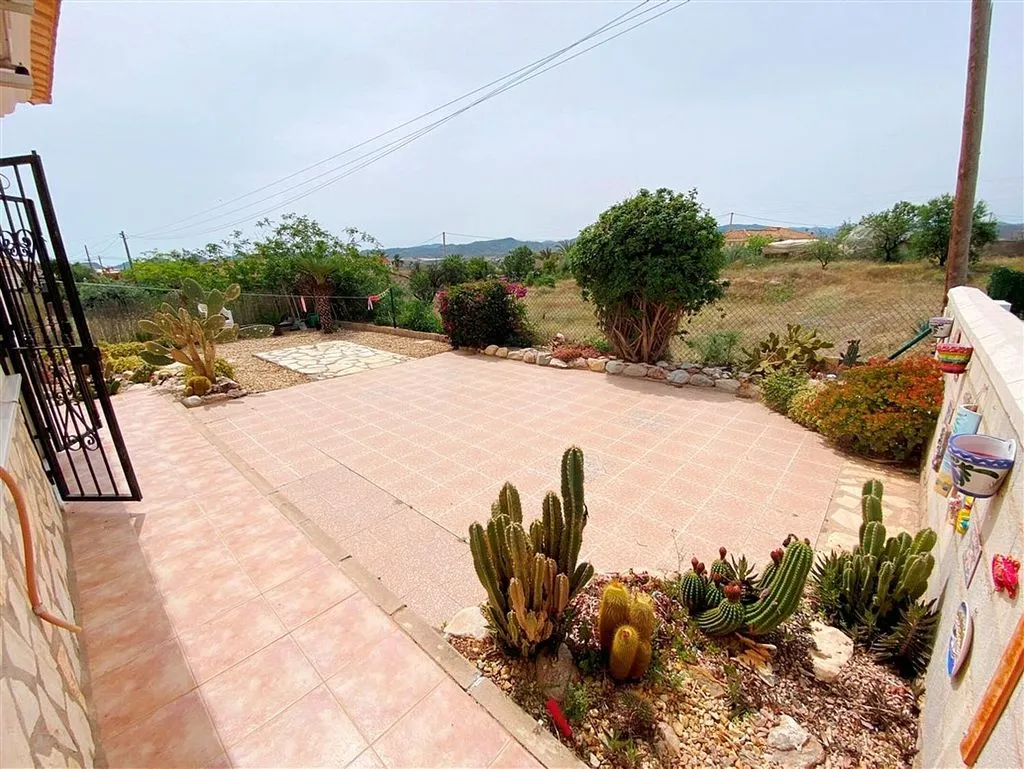 Terrasse - Spacious Adjoined Villa with Terrace in Zurgena