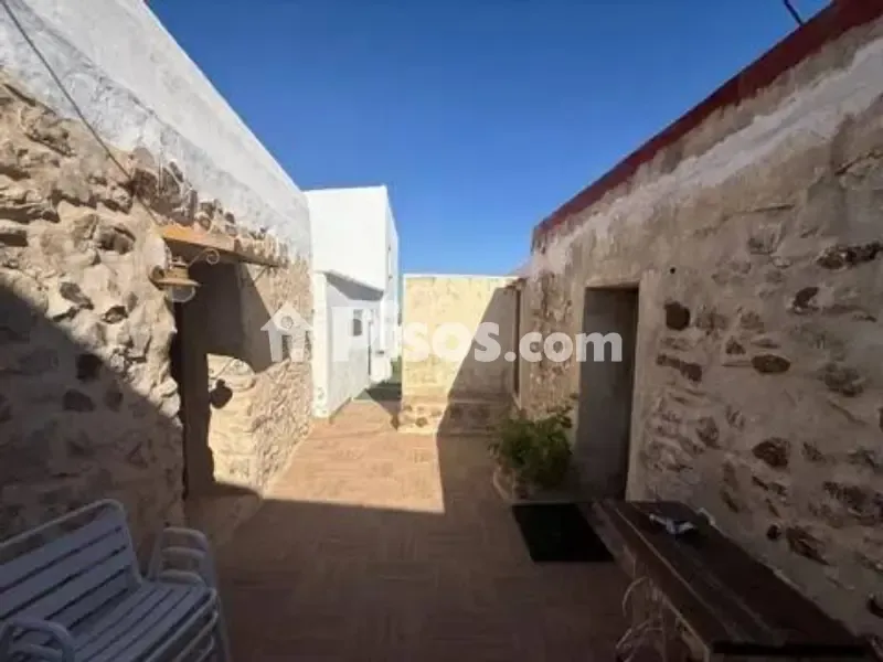 Aed - Rustic House with Two Units in Facinas