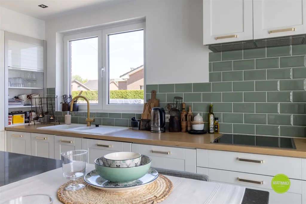 Cucina - Renovated House with Sauna in Olen