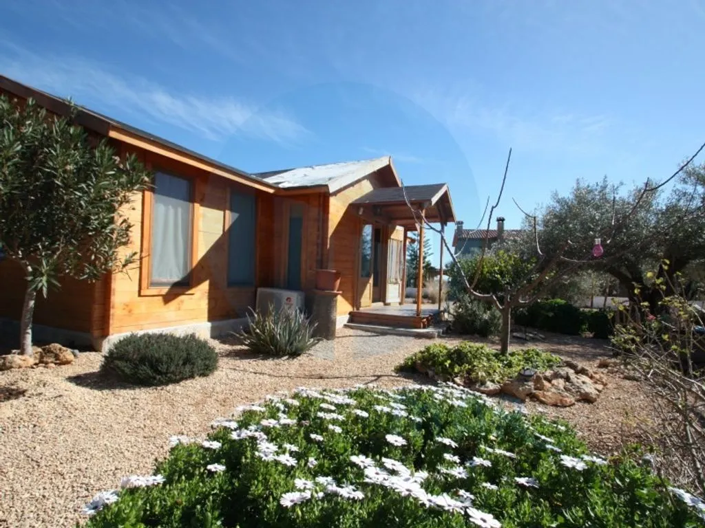 Aed - Luxury Farmhouse with Pool in Camarles