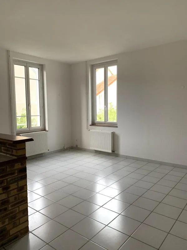 Cuisine - Appartement Duplex avec Parking à Proximité du Centre-ville
