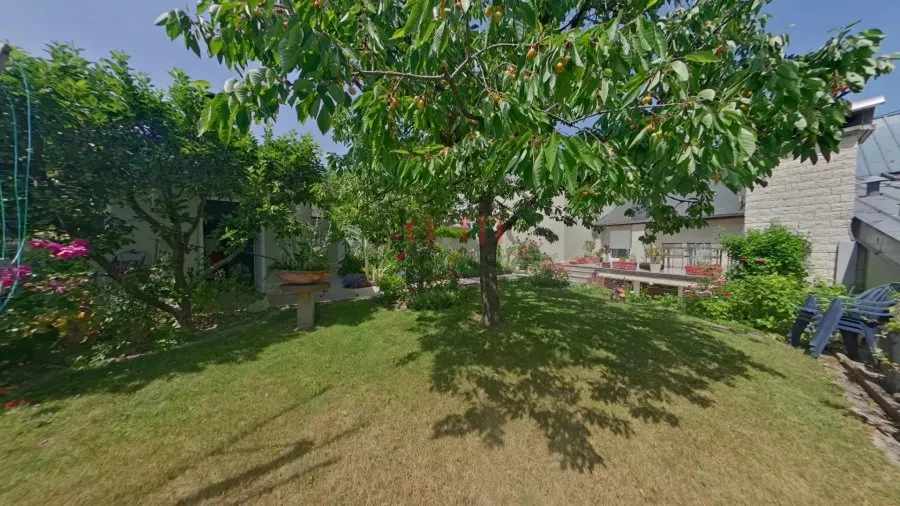 Jardin - Maison Familiale avec Jardin à Remich