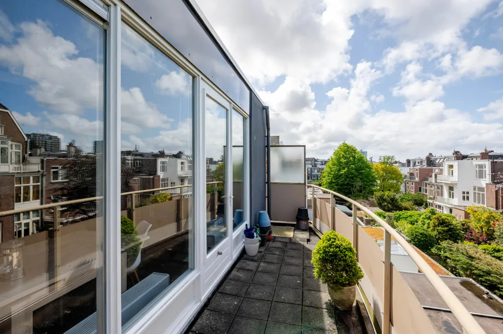 Terrass - Galerijflat with Terraces in Duinoord