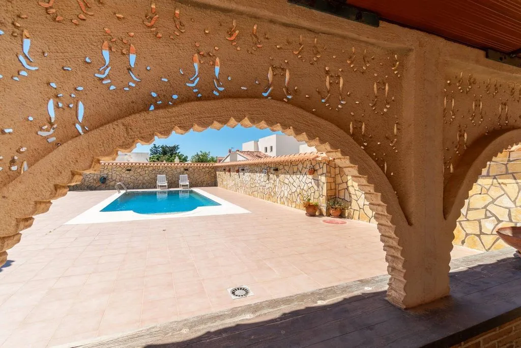 Pool - Luxury Villa with Pool in Torrevieja