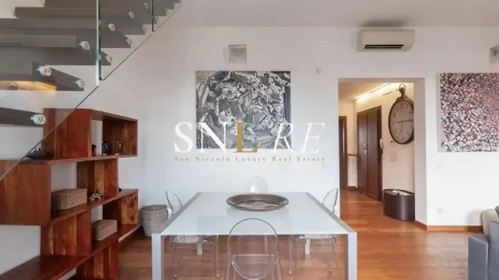 Séjour - Luxury Apartment with Balcony in Florence
