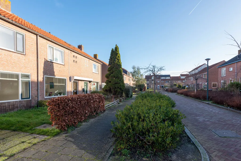 Välivaade - Spacious Renovated Semi-Detached House in Heiloo