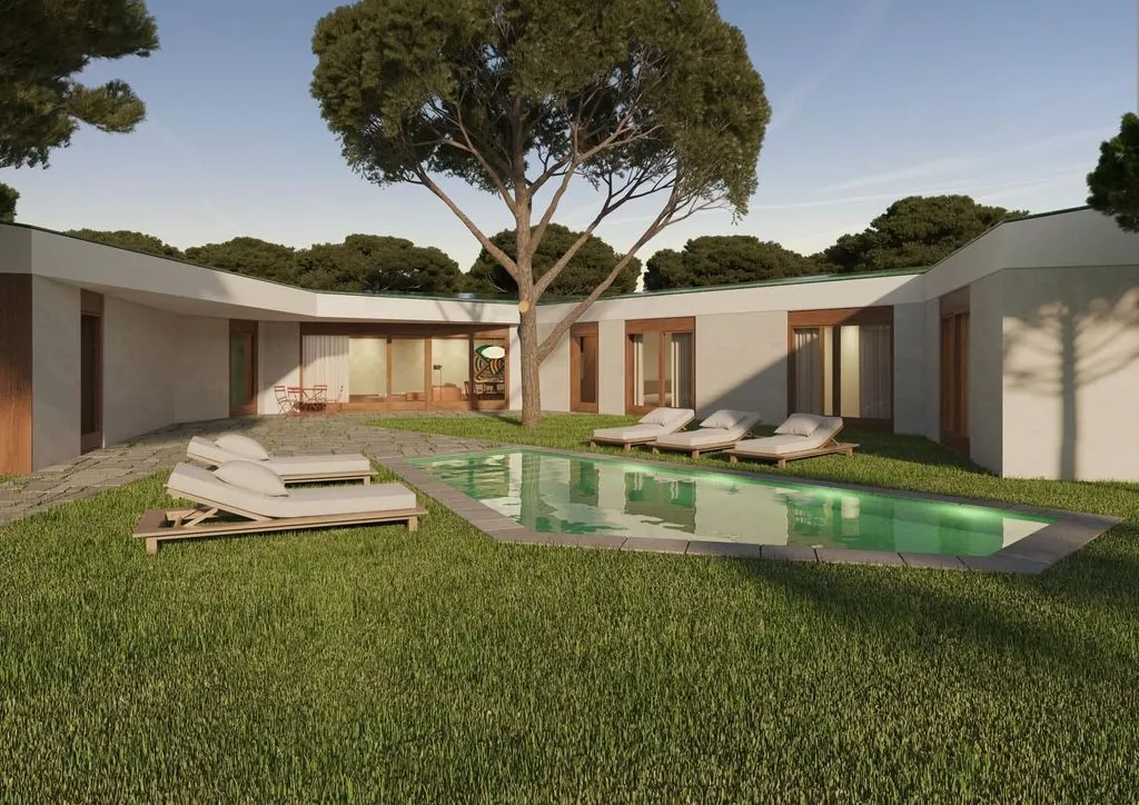 Detached Villa with Private Pool in Cascais