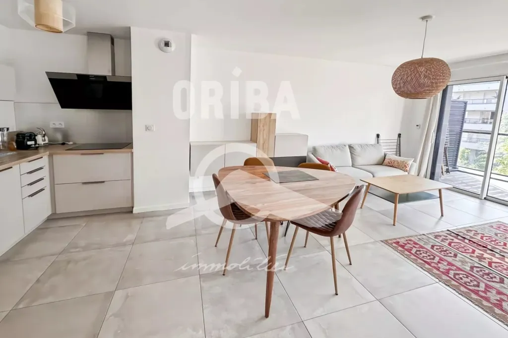 Cuisine - Appartement 3 Pièces avec Terrasse à Nantes