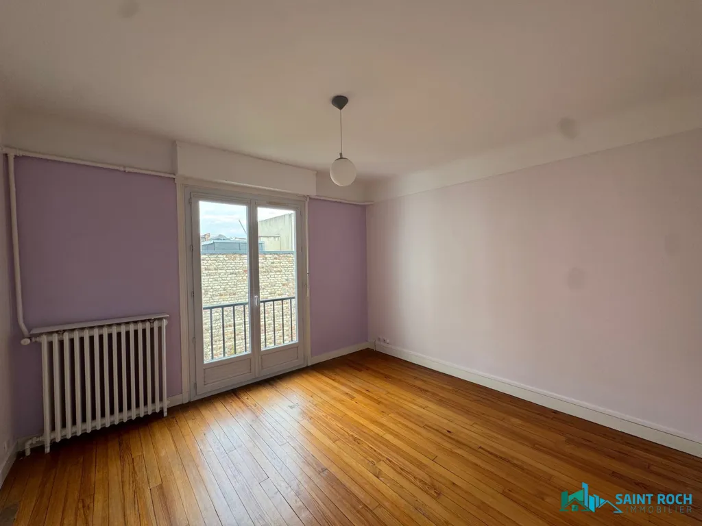 Pièces - Appartement T5 avec Balcon et Garage au Centre-ville du Havre
