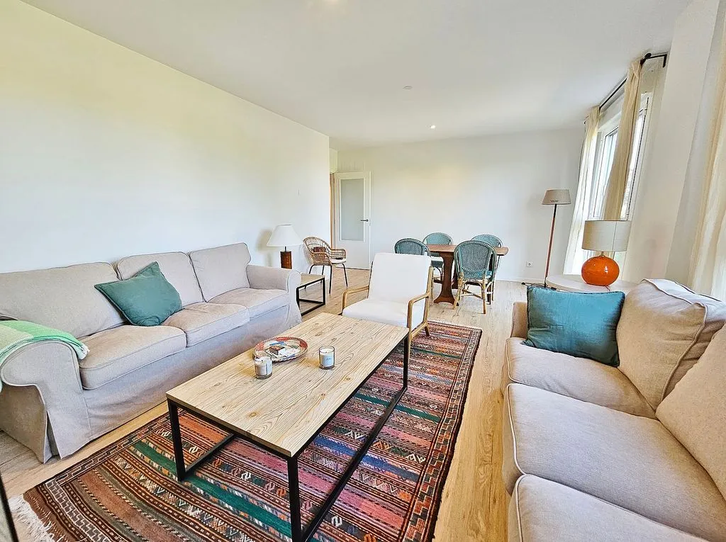 Living Room - Modern Flat with Terrace in Santa Cruz