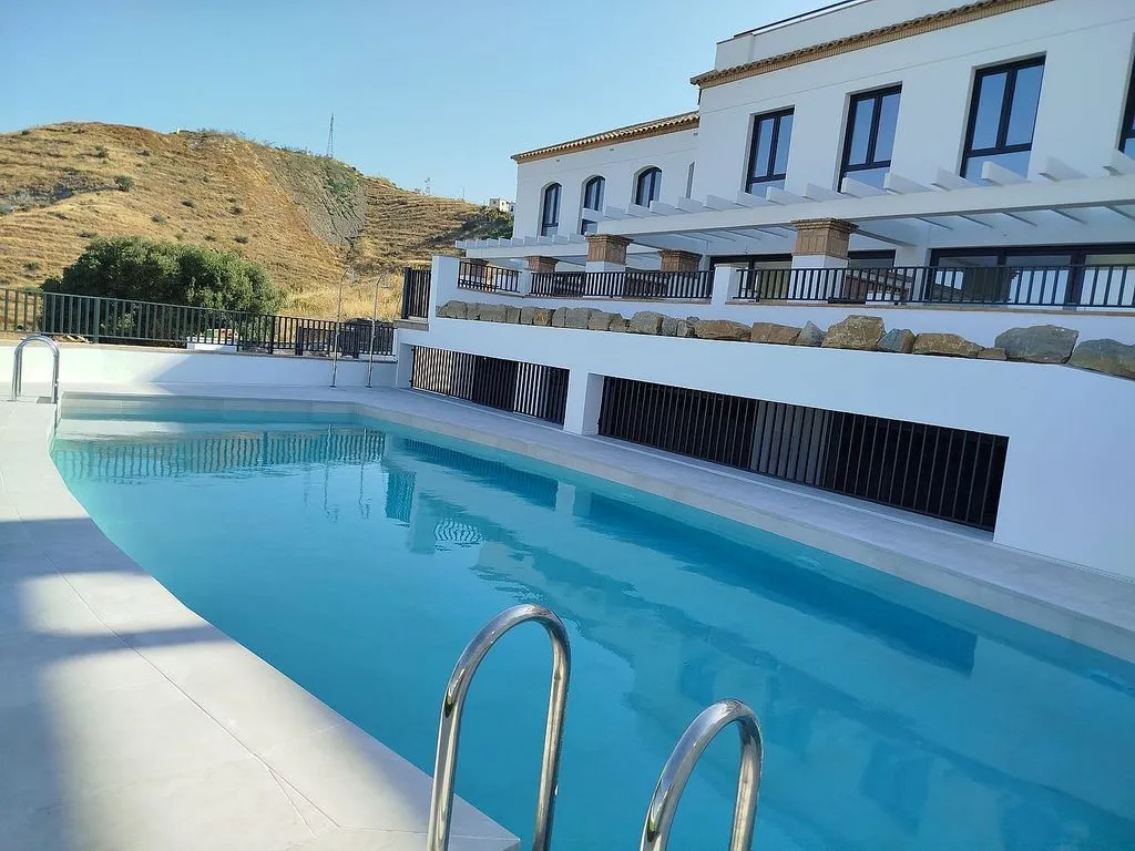 Piscina - Terraced House with Infinity Views in Torrox