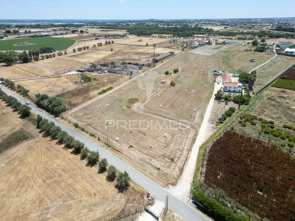 Aerial - Land with Water Well in Alcochete