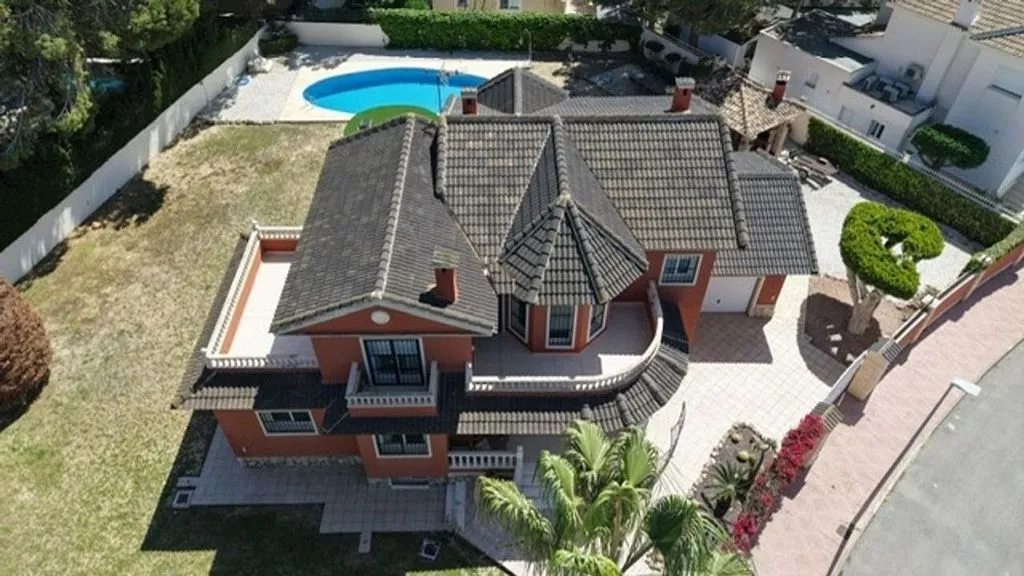 Vue aérienne - Chalet with Pool and Terrace in Rojales
