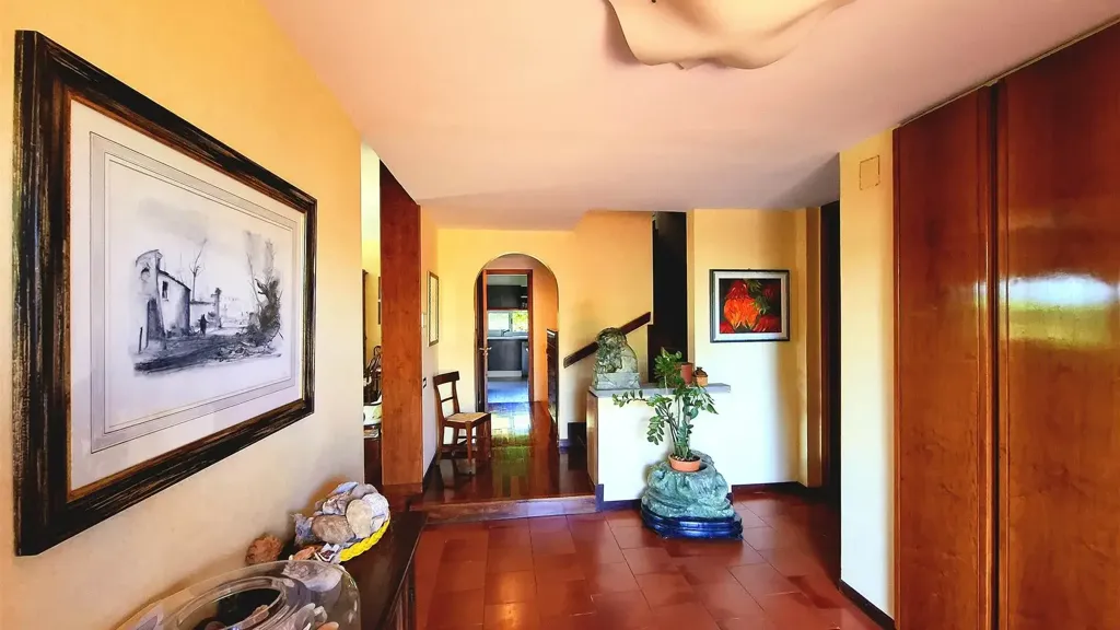 Esik - Luxury Villa with Garden in Marignolle, Florence