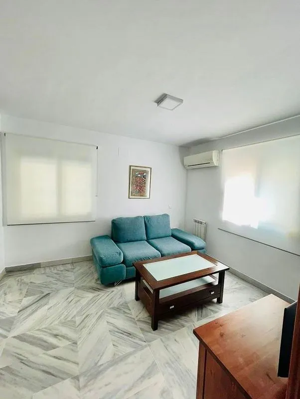 Elutuba - 2-Bedroom Apartment with Pool in Carranque