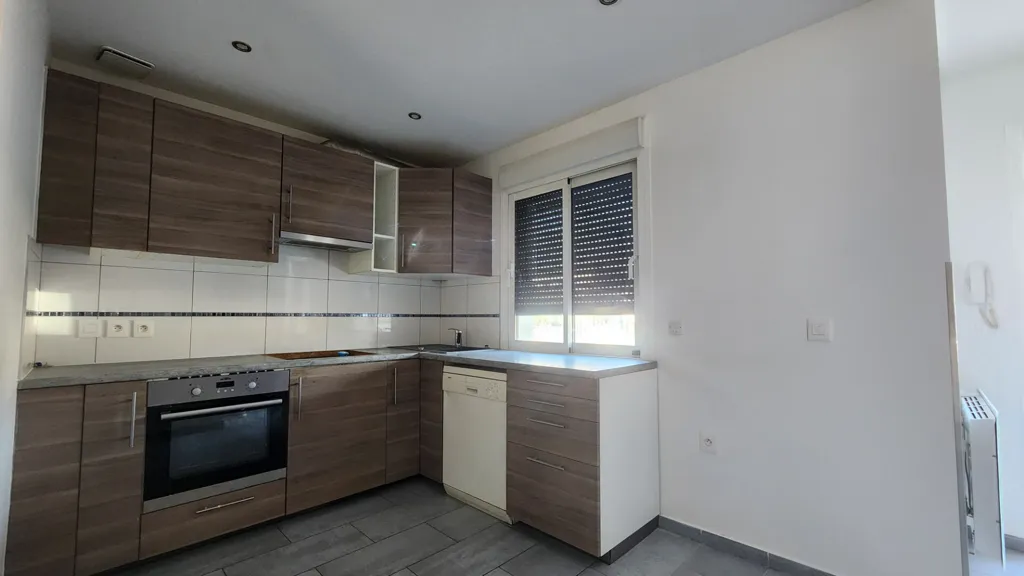 Cuisine - Maison avec Jardin et Terrasse à Ormesson-sur-Marne