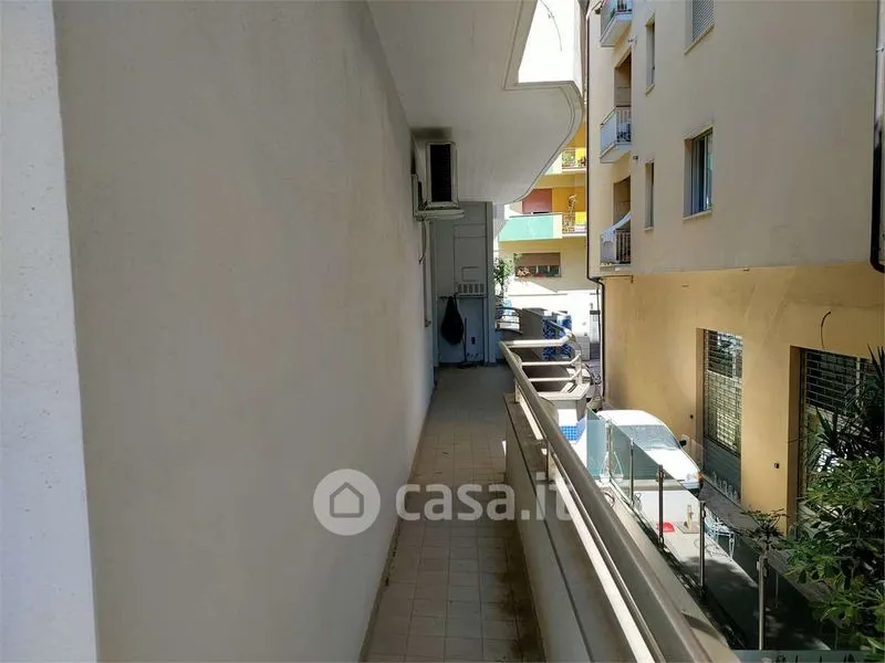 Rõdu - Modern Flat with Balcony in Pescara Centre