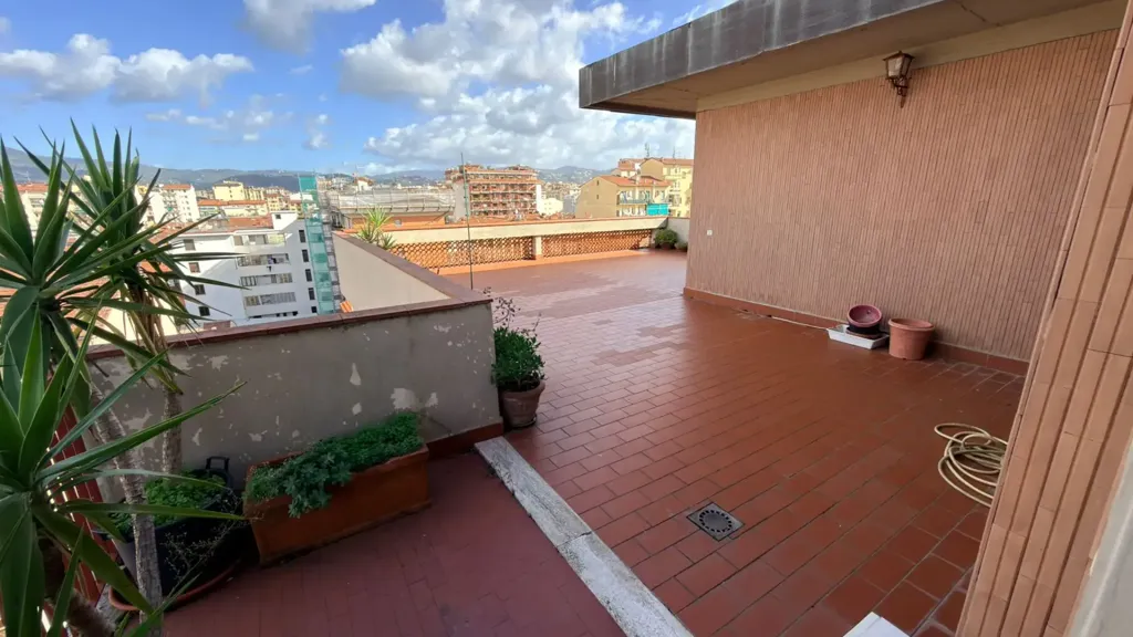 Terrass - Penthouse with Panoramic Views in Florence