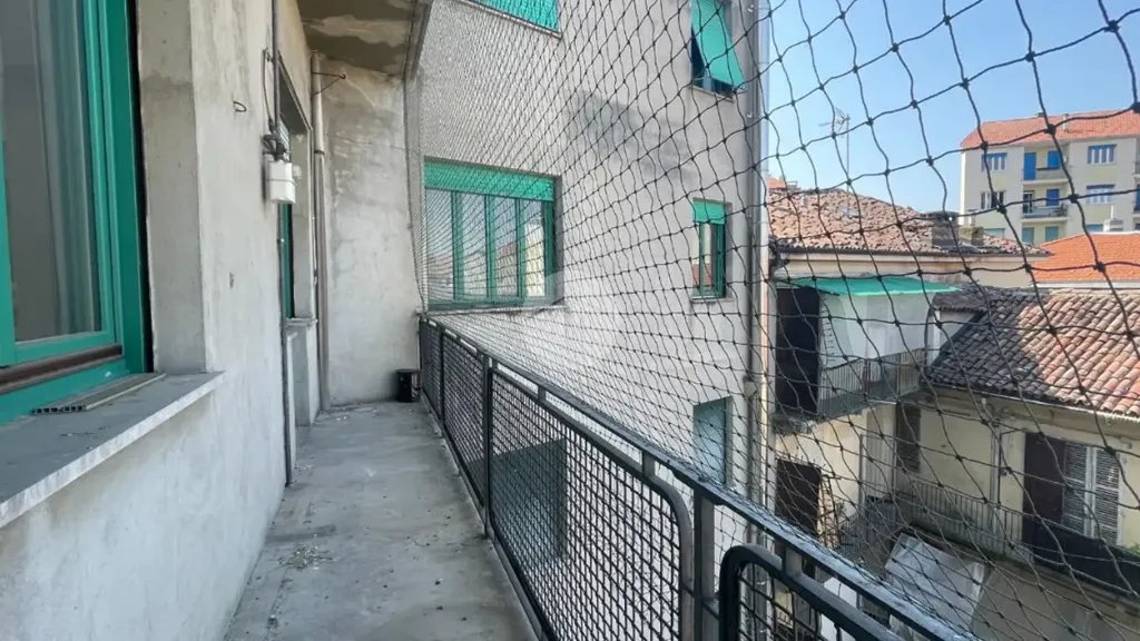 Balcone - Triplex with Balcony in Asti's Historic Centre