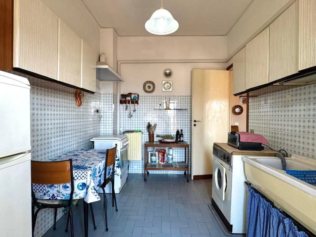 Kitchen - Panoramic 3-Bedroom Apartment in Palermo