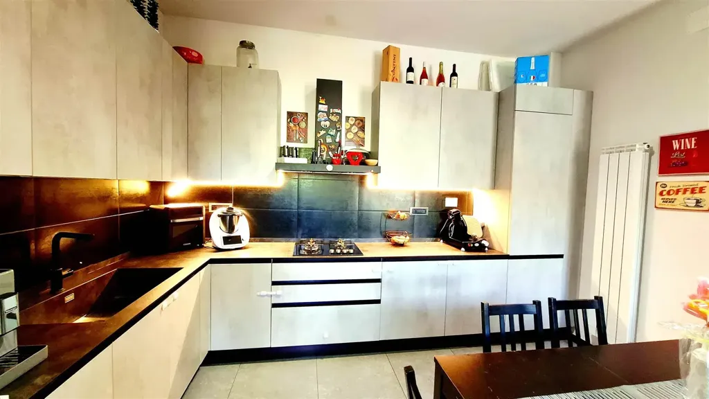 Köök - Rustic Apartment with Private Garden in Lastra a Signa